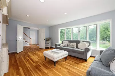 2 Hachaliah Brown Drive, Somers, NY 10589 - Photo 8