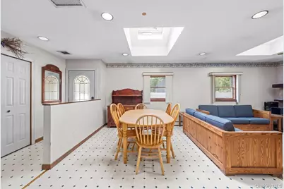 164 Dare Road, Selden, NY 11784 - Photo 12