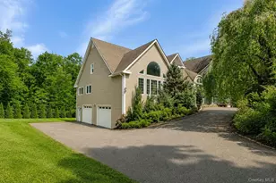 2358 Broad St, Yorktown Heights, NY 10598 - Photo 4