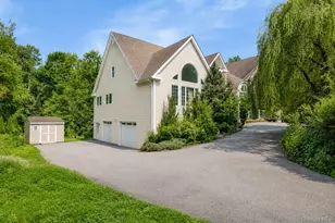 2358 Broad St, Yorktown Heights, NY 10598 - Photo 6