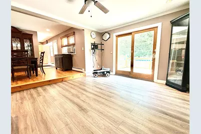 2875 Ocean Avenue, Ronkonkoma, NY 11779 - Photo 18