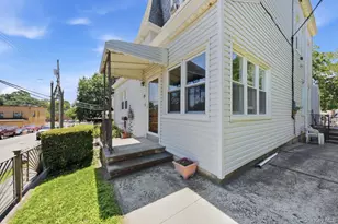 19 Ridgewood Ave, Yonkers, NY 10704 - Photo 6