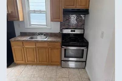 22823 Mentone Avenue, Springfield Gardens, NY 11413 - Photo 4