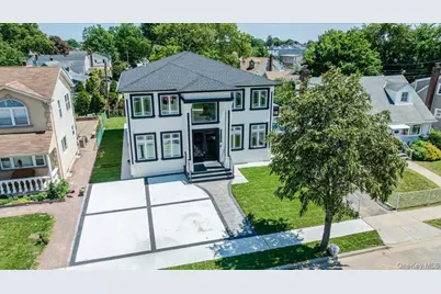 64 Landau Avenue, Elmont, NY 11003 - Photo 42