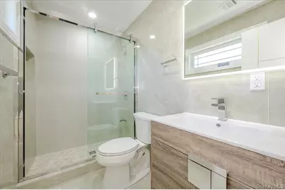 64 Landau Avenue, Elmont, NY 11003 - Photo 22