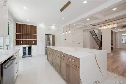 64 Landau Avenue, Elmont, NY 11003 - Photo 12