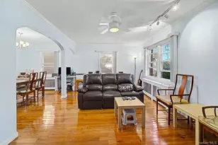 850 Washington St, Franklin Square, NY 11010 - Photo 6