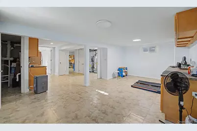 850 Washington Street, Franklin Square, NY 11010 - Photo 10