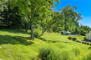 21 Overlook Dr, Pawling, NY 12564 - Photo 12