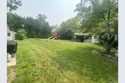 4 Harrison Avenue, East Setauket, NY 11733 - Photo 36