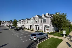 500 Sutton Ct, Deer Park, NY 11729 - Photo 2