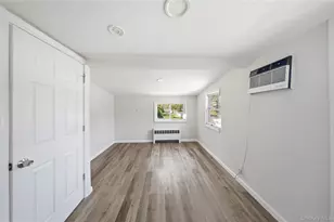 99 Green Ave, Patchogue, NY 11772 - Photo 14