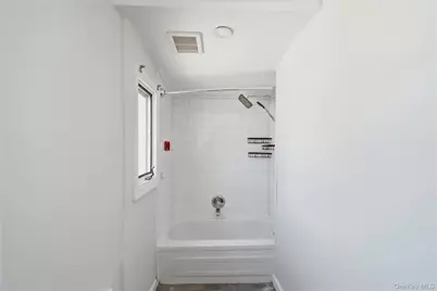 99 Green Avenue, Patchogue, NY 11772 - Photo 8