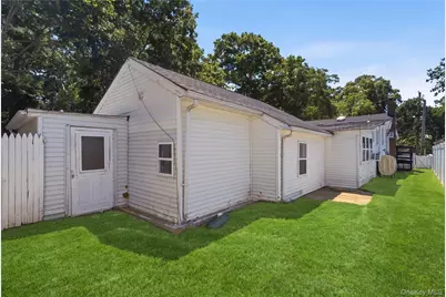 99 Green Avenue, Patchogue, NY 11772 - Photo 16