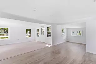 99 Green Ave, Patchogue, NY 11772 - Photo 12