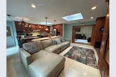 23 Pimlico Drive, Commack, NY 11725 - Photo 18