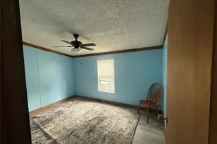 82 Church St, Wallkill, NY 12589 - Photo 18