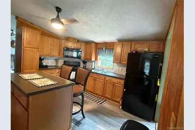 82 Church Street, Wallkill, NY 12589 - Photo 10