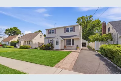 43 Nassau Avenue, Plainview, NY 11803 - Photo 18