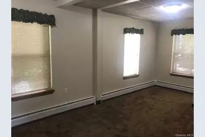 39 Hooker Apt  3 Avenue #3, Poughkeepsie, NY 12601 - Photo 4