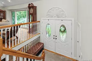 7 Beatrice Ln, Old Bethpage, NY 11804 - Photo 2