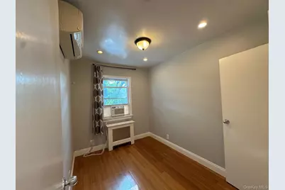 5841 205th Street, Bayside, NY 11364 - Photo 12
