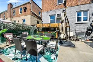 279 Throggs Neck Blvd, Bronx, NY 10465 - Photo 30
