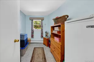 279 Throggs Neck Blvd, Bronx, NY 10465 - Photo 16