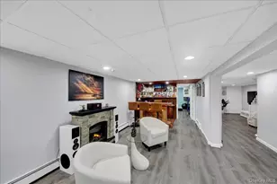 279 Throggs Neck Blvd, Bronx, NY 10465 - Photo 24