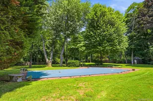 5 Libby Dr, Glen Cove, NY 11542 - Photo 24