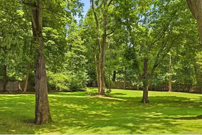 5 Libby Drive, Glen Cove, NY 11542 - Photo 26