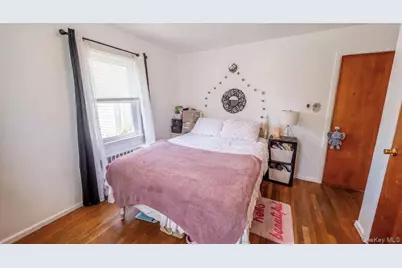 1743 Atherton Avenue, Elmont, NY 11003 - Photo 20