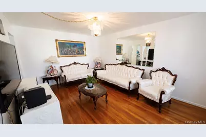 1743 Atherton Avenue, Elmont, NY 11003 - Photo 8