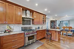 10-11 Bay 24th St, Far Rockaway, NY 11691 - Photo 6