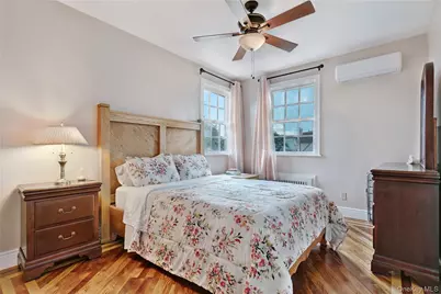 1011 Bay 24th Street, Far Rockaway, NY 11691 - Photo 20