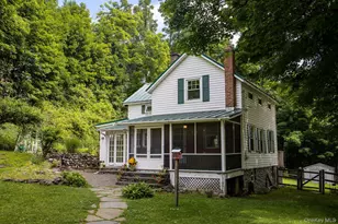 390 Water Street Rd, Hudson, NY 12534 - Photo 2