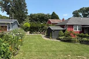 11 New York Ave, Massapequa, NY 11758 - Photo 30