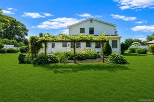 35 Royalston Ln, Centereach, NY 11720 - Photo 4