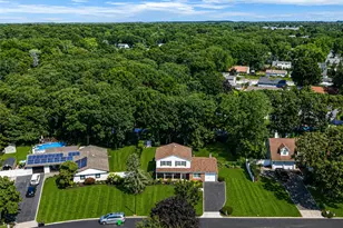 35 Royalston Ln, Centereach, NY 11720 - Photo 8