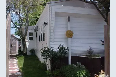 150 Main Street #1F, Islip, NY 11751 - Photo 1