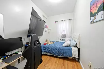 918 Summit Avenue, Bronx, NY 10452 - Photo 22