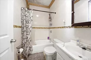 918 Summit Ave, Bronx, NY 10452 - Photo 24