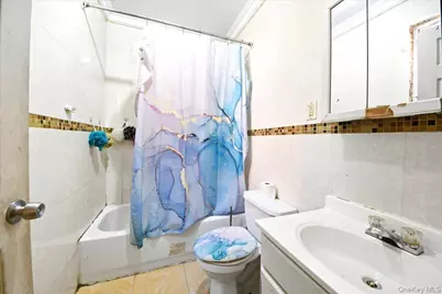 918 Summit Avenue, Bronx, NY 10452 - Photo 12