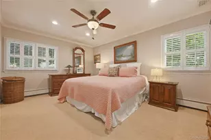 31 Yale St, Garden City, NY 11530 - Photo 12