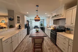 1661 Old Country Rd, Riverhead, NY 11901 - Photo 12