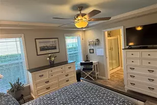 1661 Old Country Rd, Riverhead, NY 11901 - Photo 28