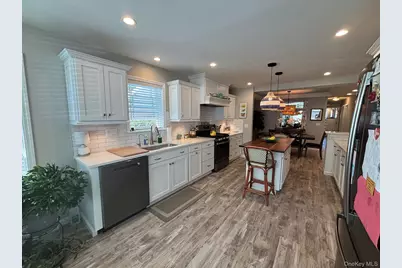 1661 Old Country Road #567, Riverhead, NY 11901 - Photo 18