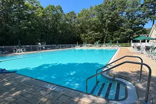 1661 Old Country Rd, Riverhead, NY 11901 - Photo 50