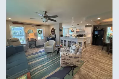 1661 Old Country Road #567, Riverhead, NY 11901 - Photo 8