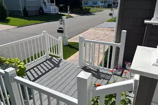 1661 Old Country Rd, Riverhead, NY 11901 - Photo 4